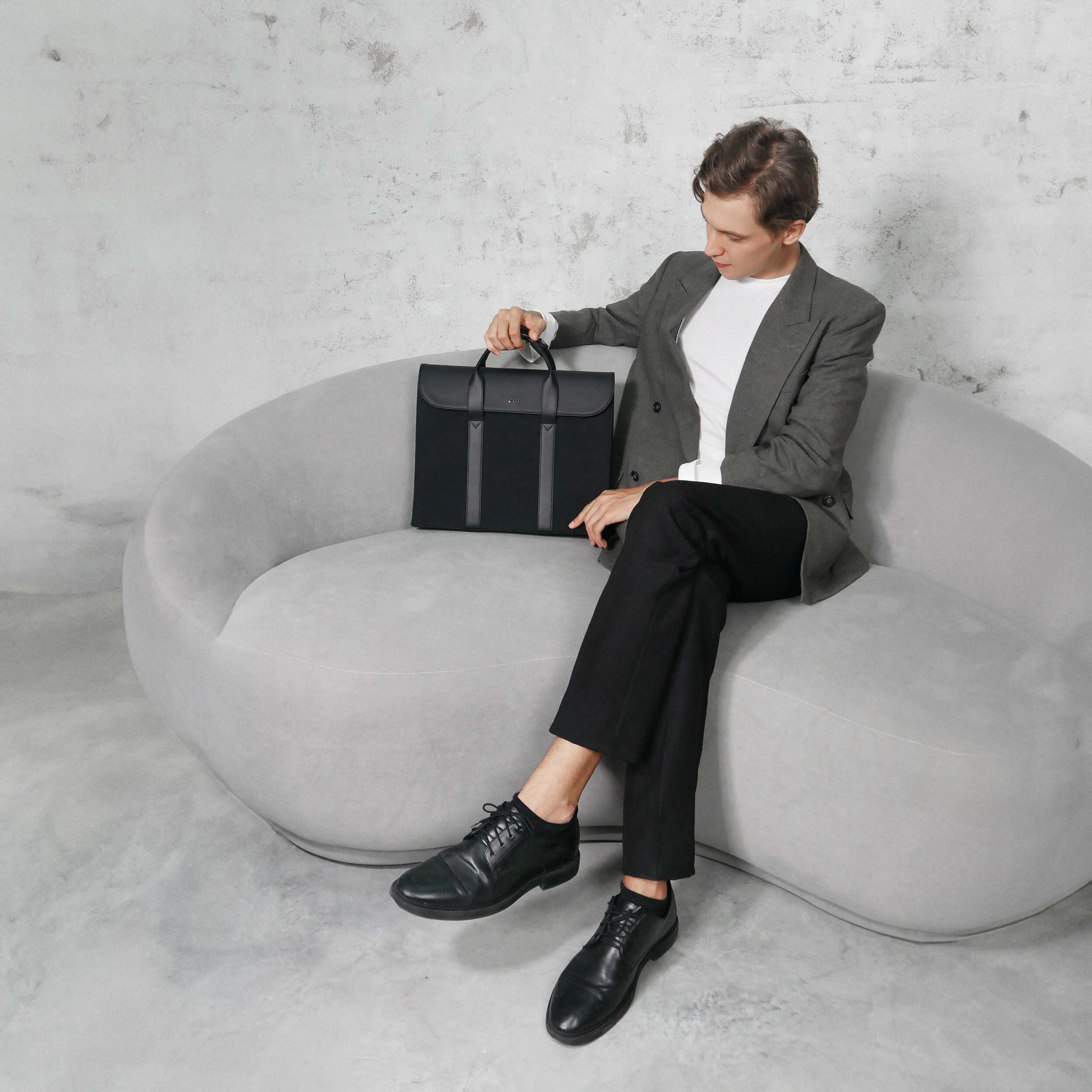 Black office bag for daily commute