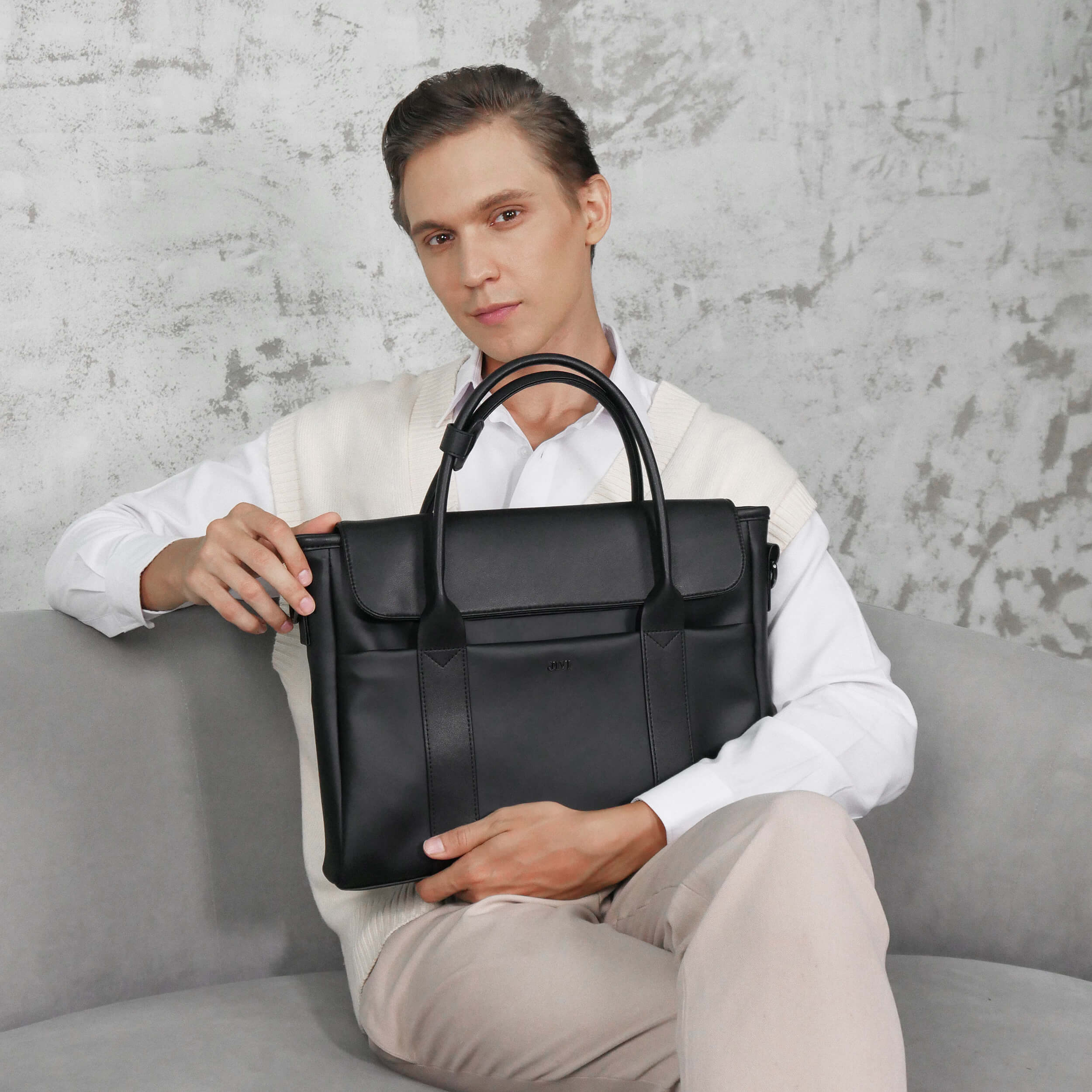 Aurelius Briefcase for modern workaholics