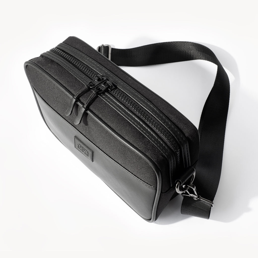 Cedric Shoulder Bag Unisex