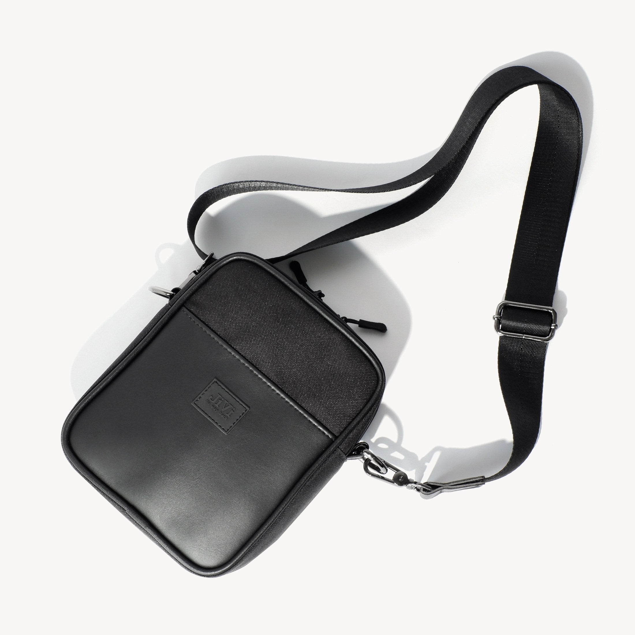 Draco Shoulder Bag Unisex