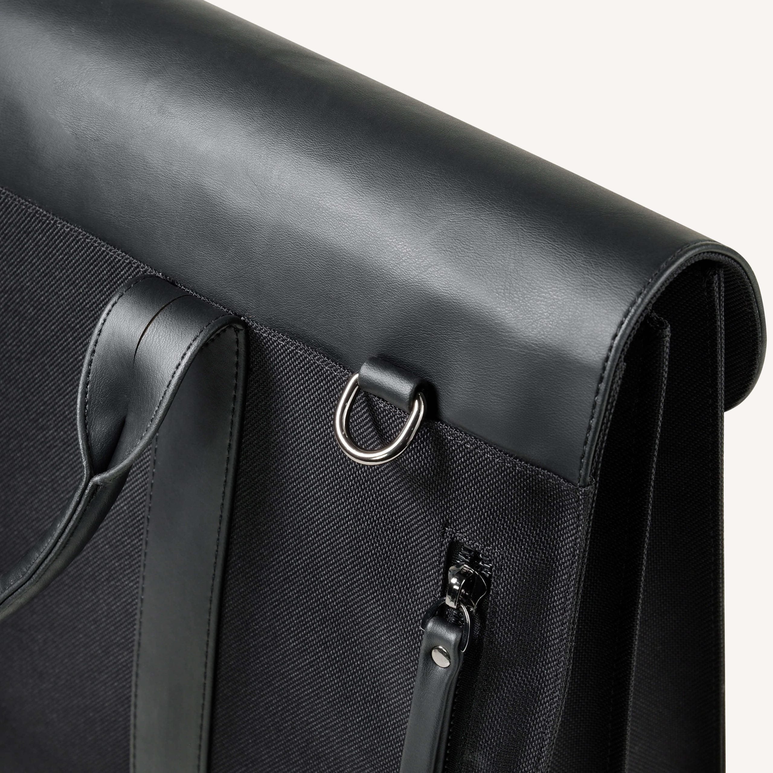 Se7en Briefcase – sleek everyday work gear